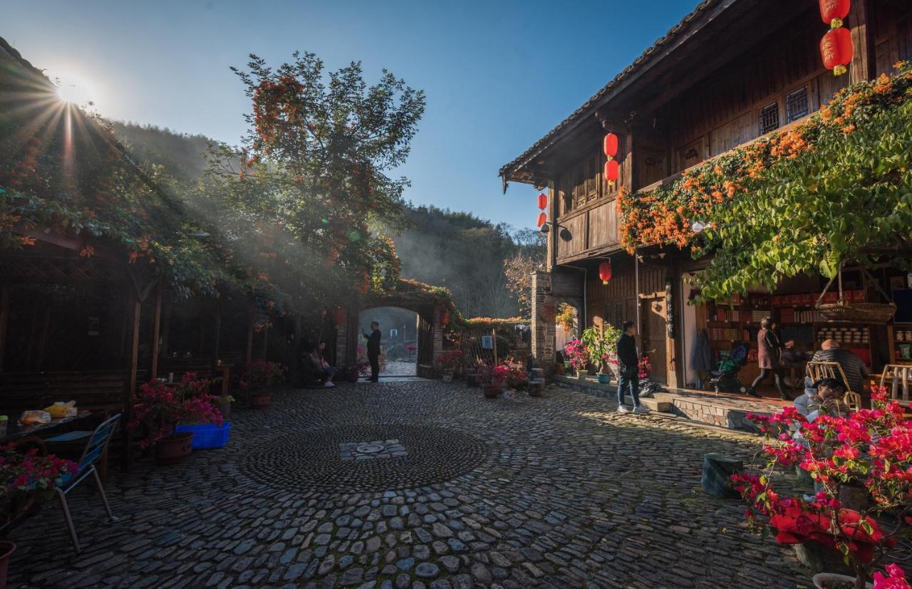 Nanjing Tulou Yunshuiyao Sheying Homestay מראה חיצוני תמונה