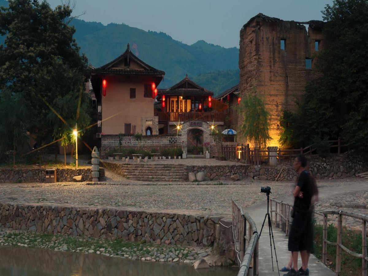 Nanjing Tulou Yunshuiyao Sheying Homestay מראה חיצוני תמונה